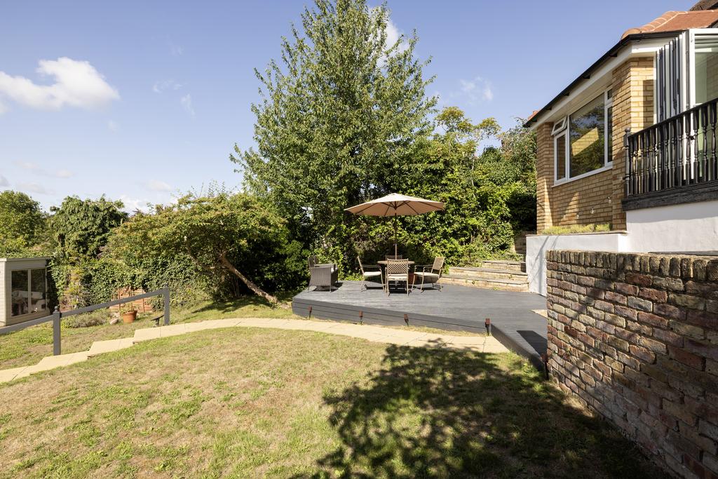 The Private Realtor - 442 Selsdon Road - 21 Hi