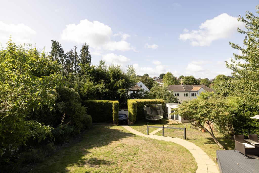 The Private Realtor - 442 Selsdon Road - 18 Hi
