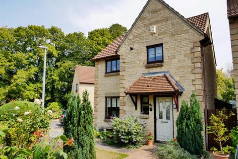 Lilac Way, Calne