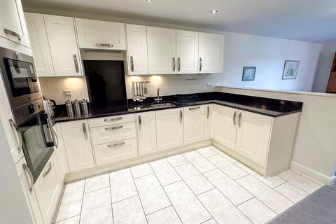 2 bedroom retirement property for sale, Apartment 47 The Woodlands, Woodlands Road, Heaton Mersey, Stockport