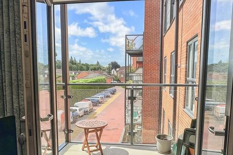 2 bedroom retirement property for sale, Apartment 47 The Woodlands, Woodlands Road, Heaton Mersey, Stockport