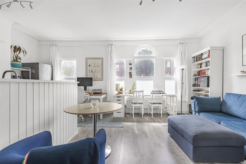 James anderson-flat a 318 upper richmond road-sw14