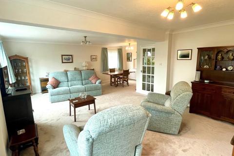 3 bedroom detached house for sale, Hill View Road, Llanrhos, Llandudno