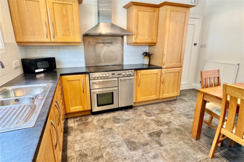 undefined, Oundle Drive, NG8 1BN