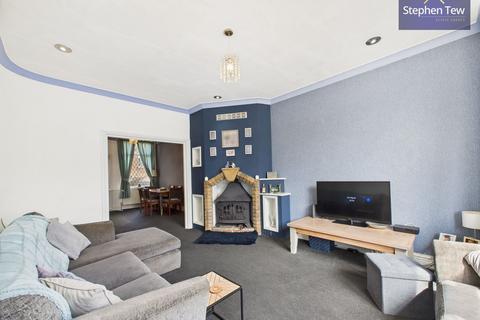 4 bedroom terraced house for sale, Warley Road, Blackpool, FY1