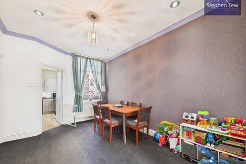 4 bedroom terraced house for sale, Warley Road, Blackpool, FY1