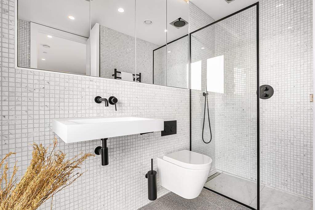 Parkhaus 2 bedroom (2).jpg