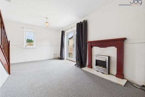 2 bedroom terraced house for sale, Broyd View, Bowerham | Well-proportioned rooms and scope to personalise!