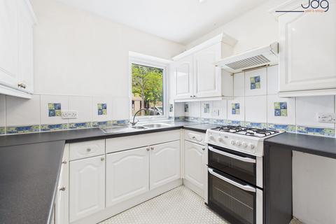 2 bedroom terraced house for sale, Broyd View, Bowerham | Well-proportioned rooms and scope to personalise!