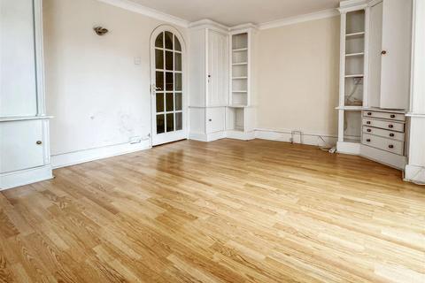 75 Beaconsfield Road, Wick, Littlehampton, BN17 6LN