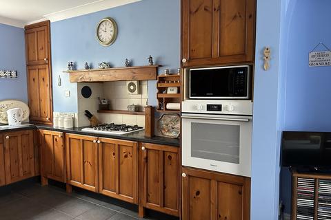 102 Cwmphil Road, Lower Cwmtwrch, Swansea, SA9 2PX