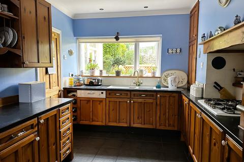 102 Cwmphil Road, Lower Cwmtwrch, Swansea, SA9 2PX