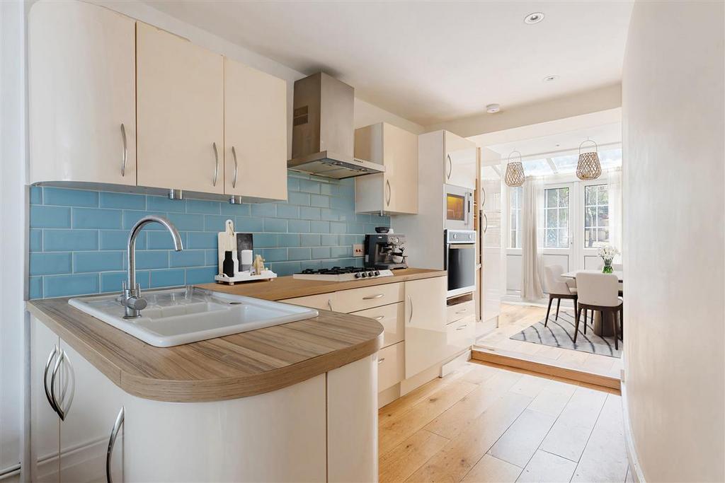 Kitchen/Dining Room