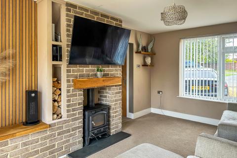 3 bedroom semi-detached house for sale, Hawthorn Way, Burwell