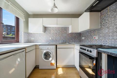 undefined, Riverside Close, Hackney, E5