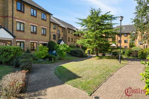 undefined, Riverside Close, Hackney, E5