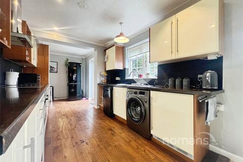 3 bedroom detached house for sale, Kiln Way, Aldershot, Hampshire