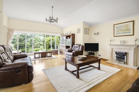 5 bedroom detached house for sale, Longdean Park, Hemel Hempstead, HP3