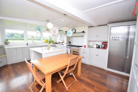 undefined, Llanuwchllyn, Bala