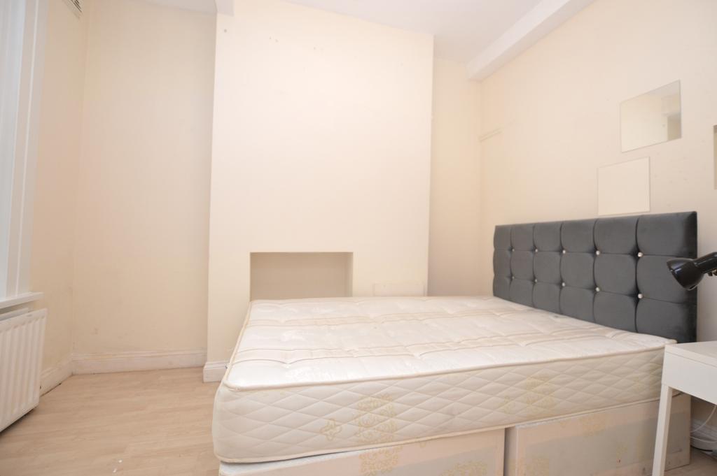 Bedroom2