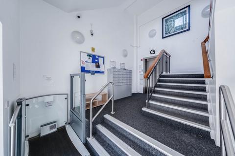 2 bedroom flat for sale, Scarbrook Road, Croydon, CR0
