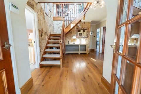 5 bedroom detached house for sale, Brynview Close, Swansea SA3