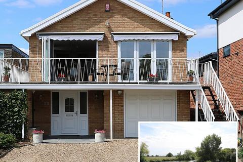 undefined, River Gardens, Purley On Thames