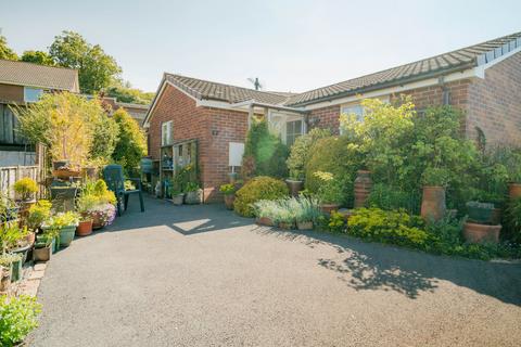 3 Landscore Close, Crediton, EX17 3QR