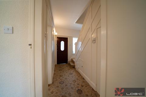 undefined, 1, Bootle L20
