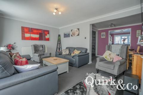 3 bedroom terraced house for sale, Brunel Close, Tilbury, RM18