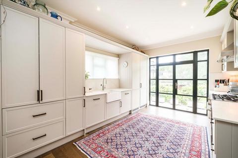 undefined, Heathfield Road, London W3