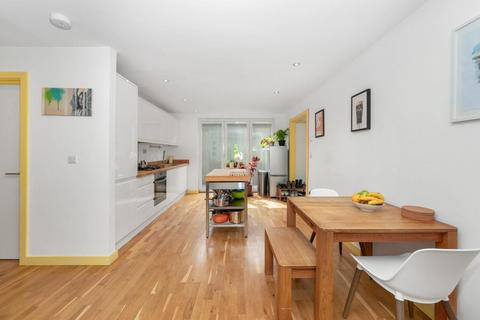 2 bedroom maisonette for sale, Geoffrey Road, Brockley, London, SE4