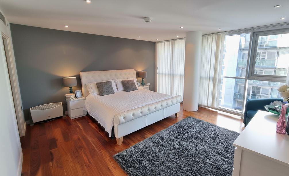 Bed 1.JPG