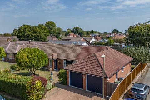 5 Sainfoin Lane, Oakley, Basingstoke, RG23 7JH