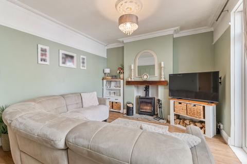 4 bedroom terraced house for sale, The Orchards, Leeds LS15