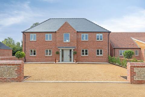 undefined, Chain Free in Kettlestone, Discover The Farmhouse