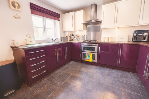 3 bedroom townhouse for sale, Malthouse Drive, Dudley DY1