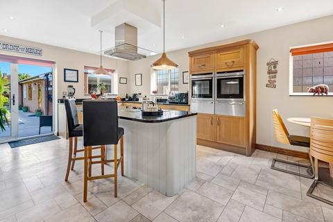 undefined, Fosseway, Lichfield, WS14