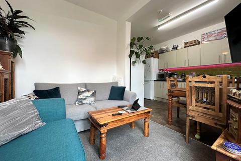 undefined, Laburnum Road, Liverpool L7