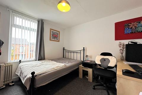 undefined, Laburnum Road, Liverpool L7