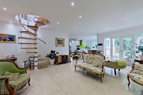 4 bedroom detached bungalow for sale, Wellesley Close, Broadstairs CT10