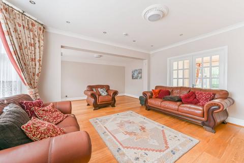 undefined, Shaw Crescent, Sanderstead, South Croydon, CR2