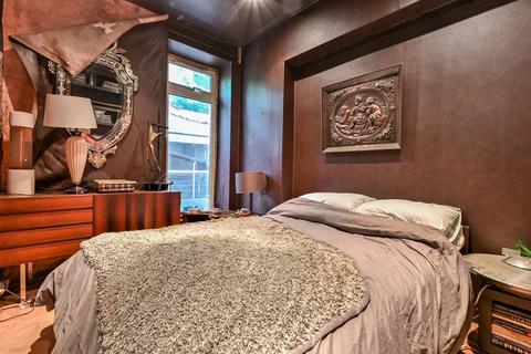1 bedroom flat for sale, Albert Terrace, Primrose Hill, London, NW1