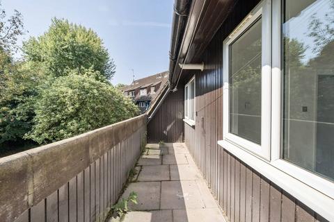 59 Abbeyfields Close, London, NW10 7EG