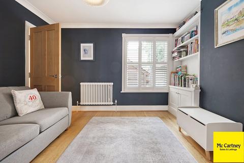 4 bedroom semi-detached house for sale, Manor Road, Chelmsford, CM2