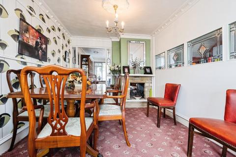 3 bedroom semi-detached house for sale, Ashby Close, Hornchurch RM11