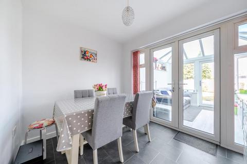 50 Burrows Crescent, Chipping Norton, OX7 5TZ