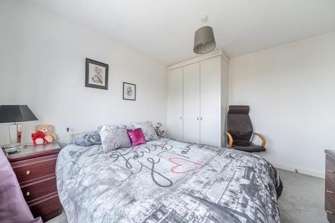 50 Burrows Crescent, Chipping Norton, OX7 5TZ
