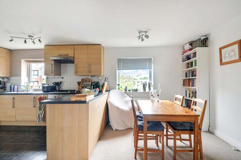 2 bedroom apartment for sale, at Blake Street, Aylesbury, Aylesbury HP19