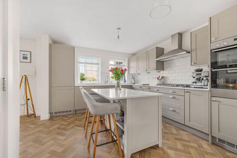 4 bedroom detached house for sale, Cypress crescent, Cardiff CF3